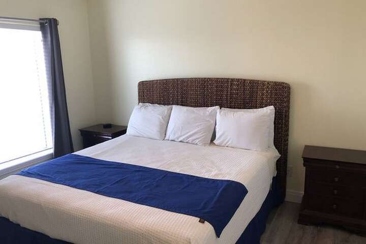 Room 22 of 173