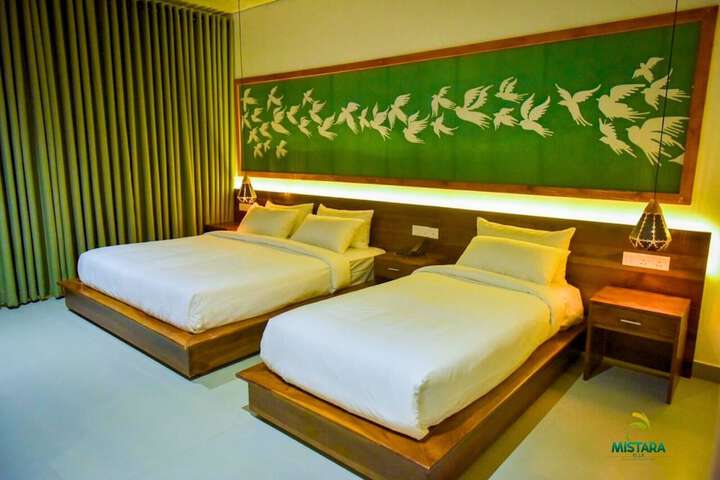 Room 8 of 35