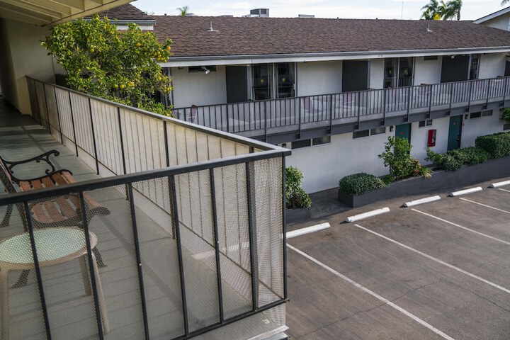 Terrace/Patio 36 of 46