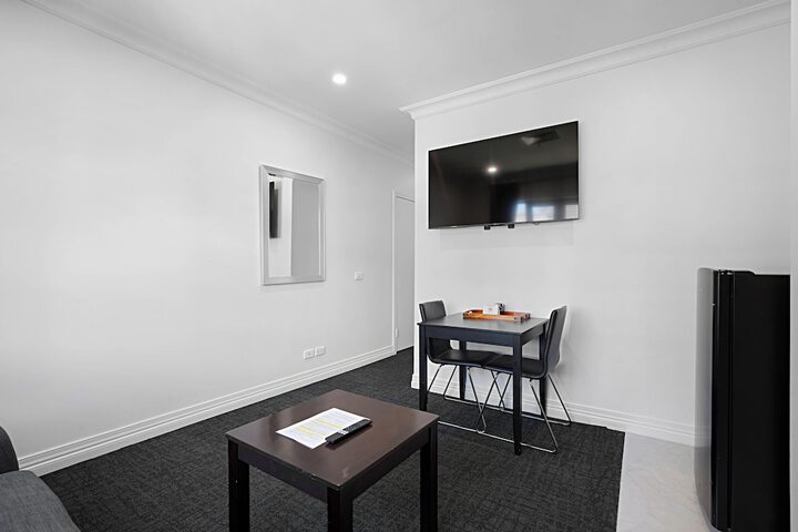 Room 29 of 64