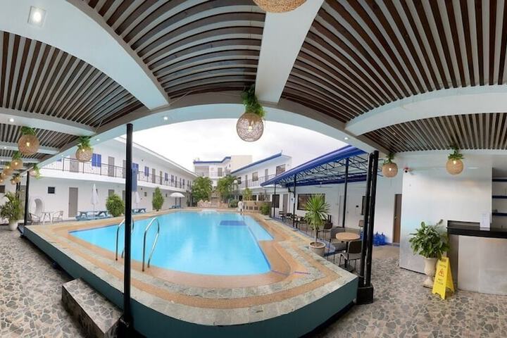 Hotel 14 of 16