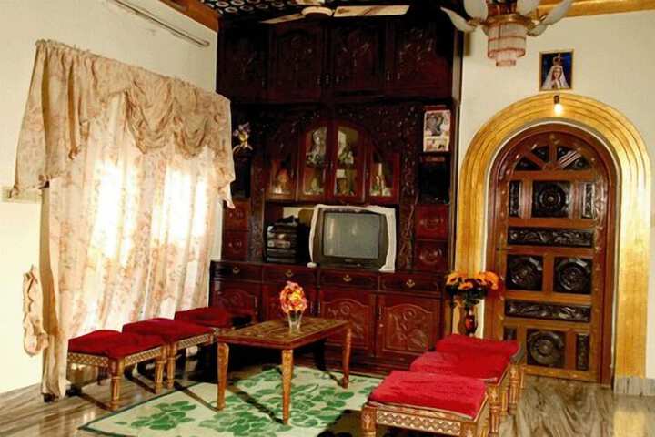 Lobby Entry