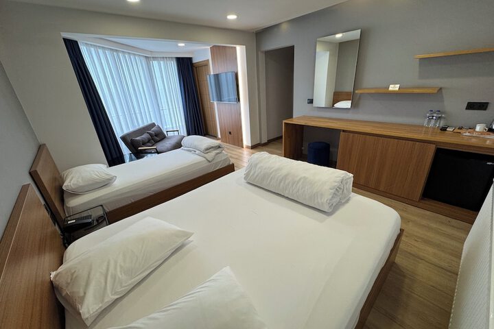 Room 26 of 62