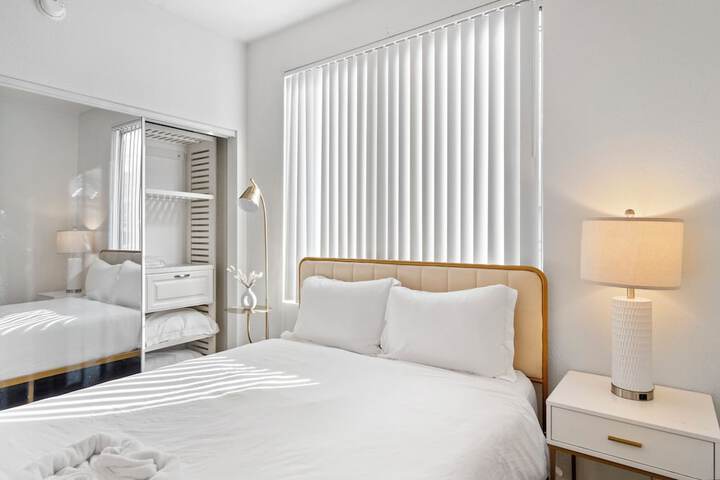Room 2 of 29