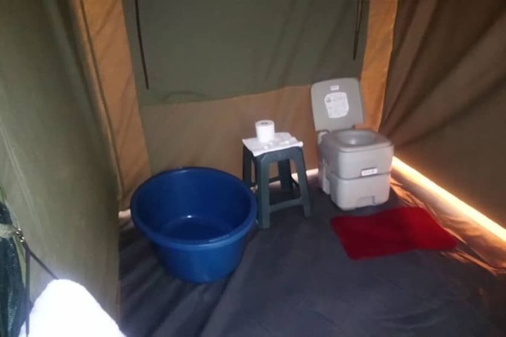 Room 4 of 12