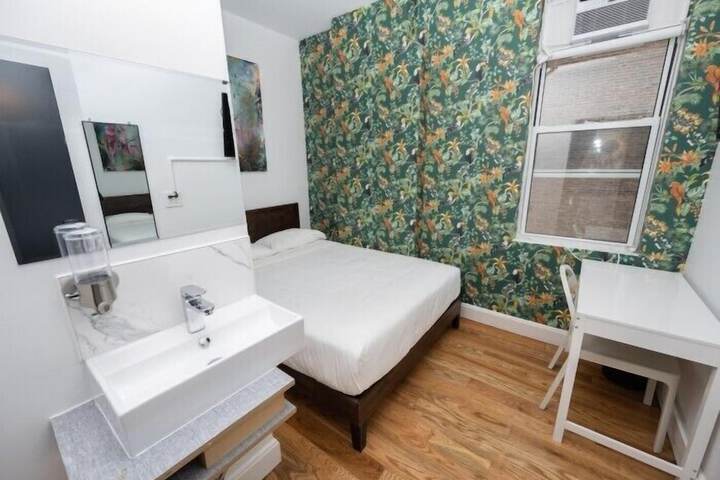 Room 30 of 56