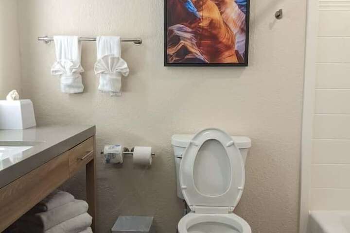 Room 14 of 50