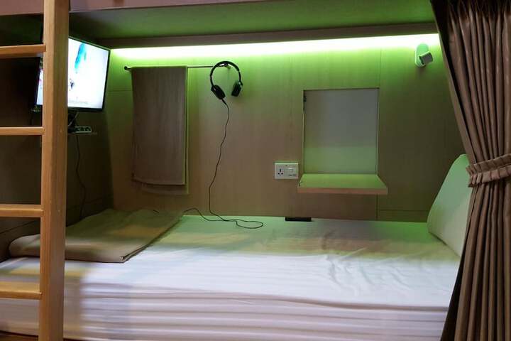Room 14 of 45
