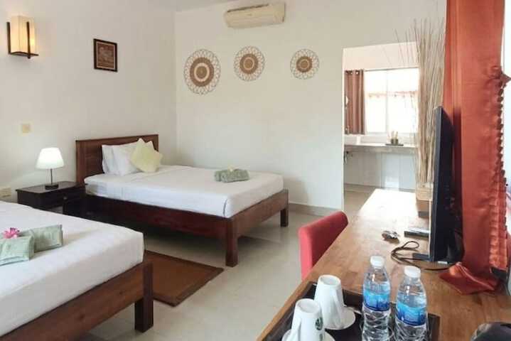 Room 16 of 36