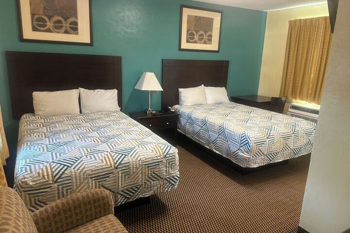 Standard Double Room (6 of 10)