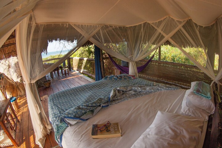 Room 46 of 144