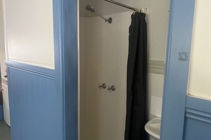 Room 28 of 51