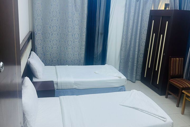 Room 12 of 12