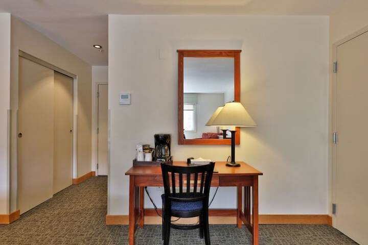Room 12 of 47