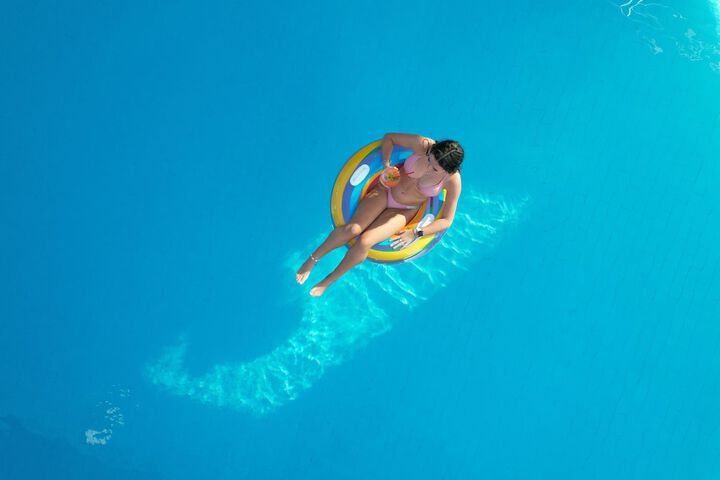 Pools & Facilities