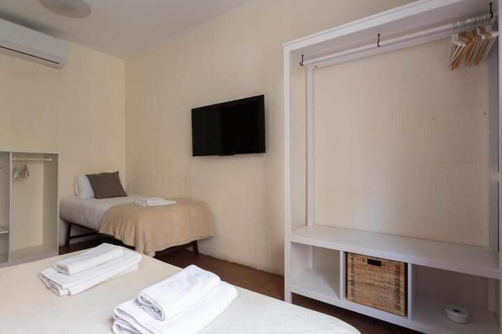 Room 60 of 147