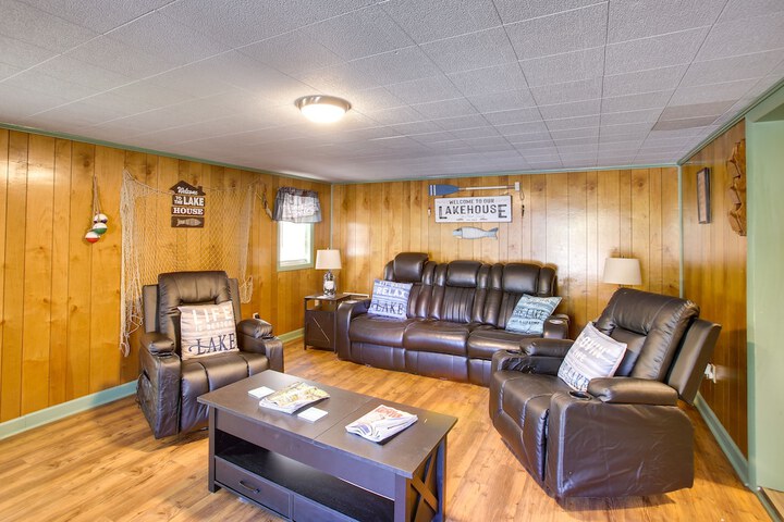 Burkesville Vacation Rental - 5 Mi to the Lake!