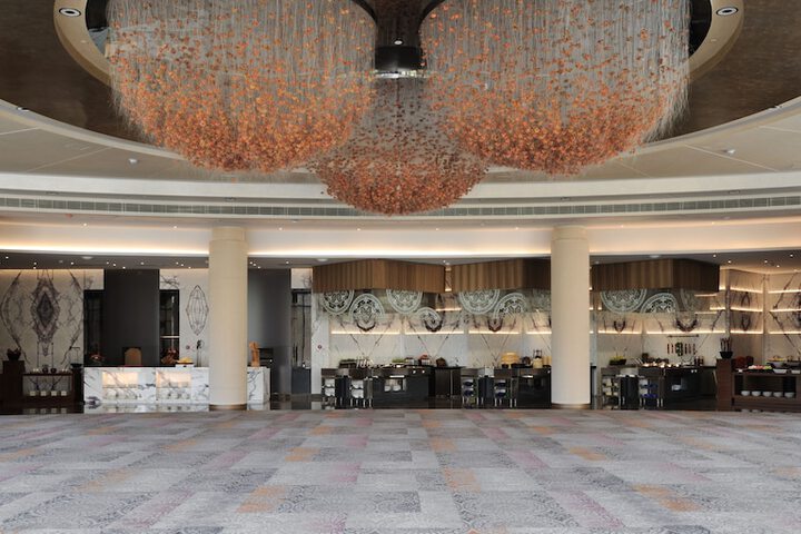 Ballroom/Hall 96 of 119