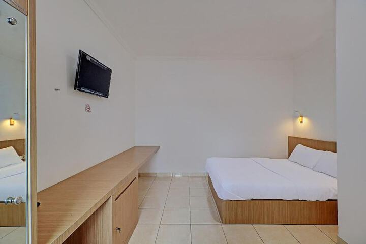 Room 18 of 39