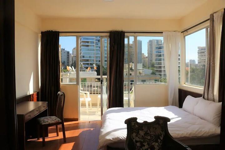 Universal Residence in Beirut