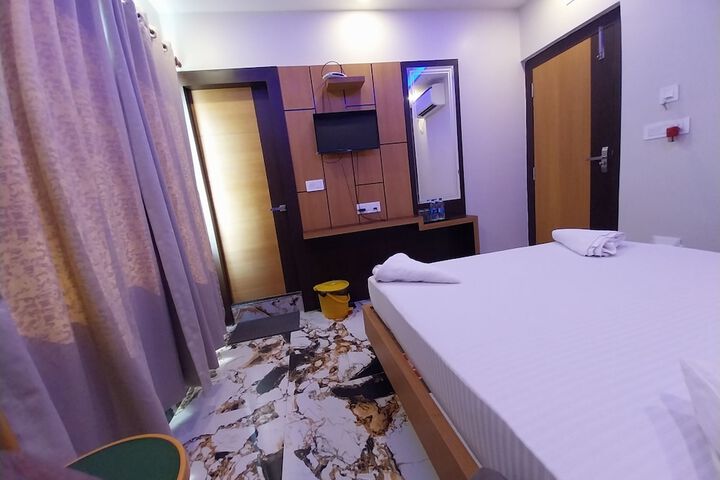 Room 55 of 96