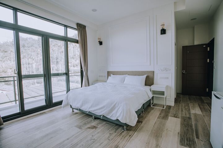 Room 16 of 43