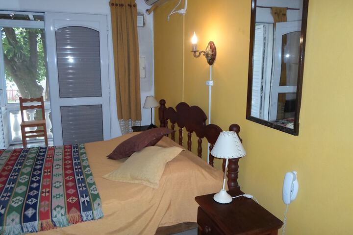 Room 9 of 126