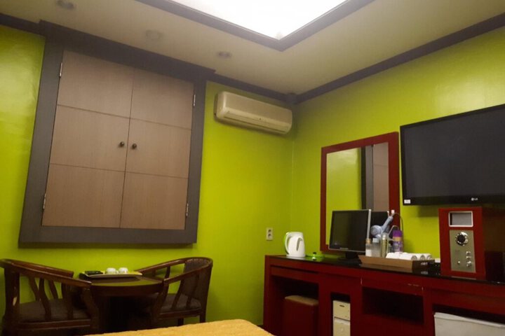 Photo 4
