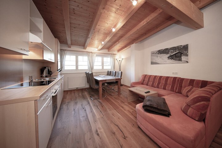 Room 12 of 45