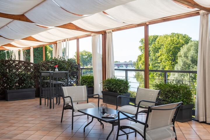 Terrace/Patio 32 of 32