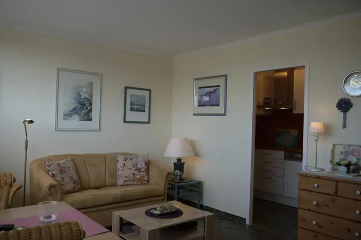 Room 2 of 11