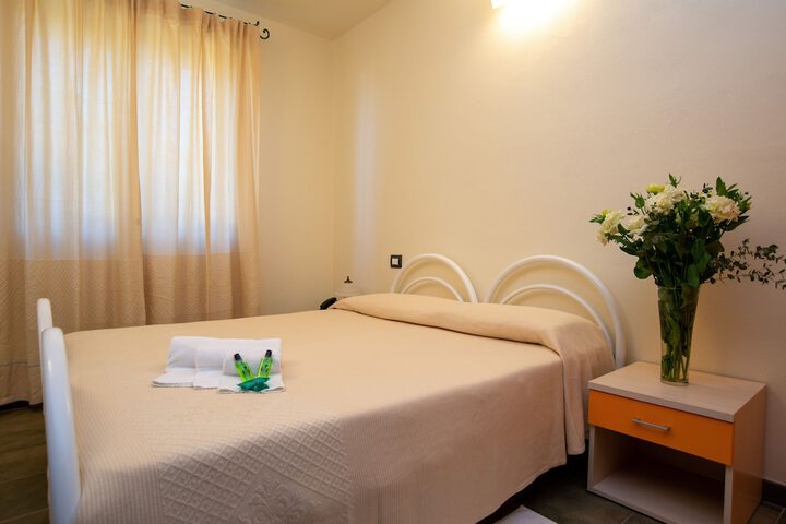 Room 3 of 45