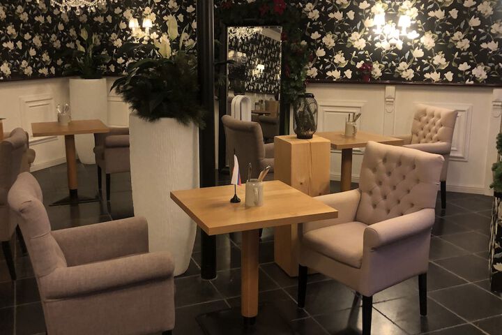 Dining 97 of 133