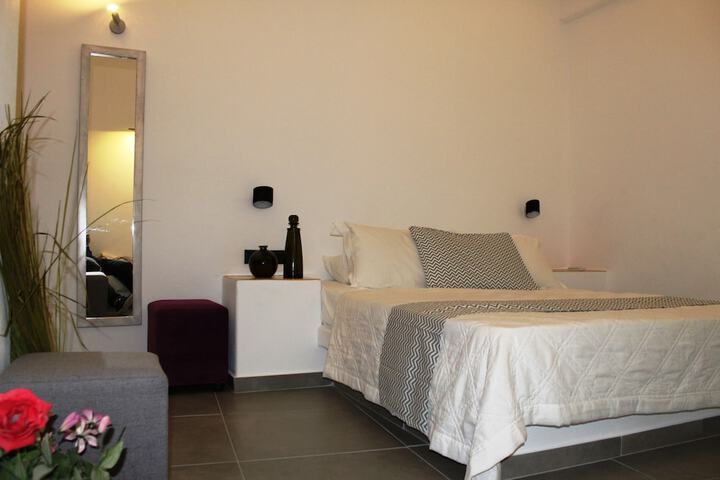 Room 13 of 23