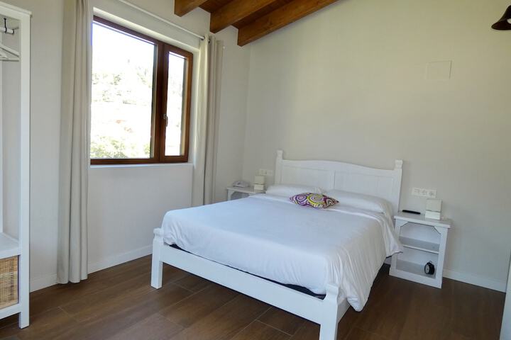 Room 9 of 44