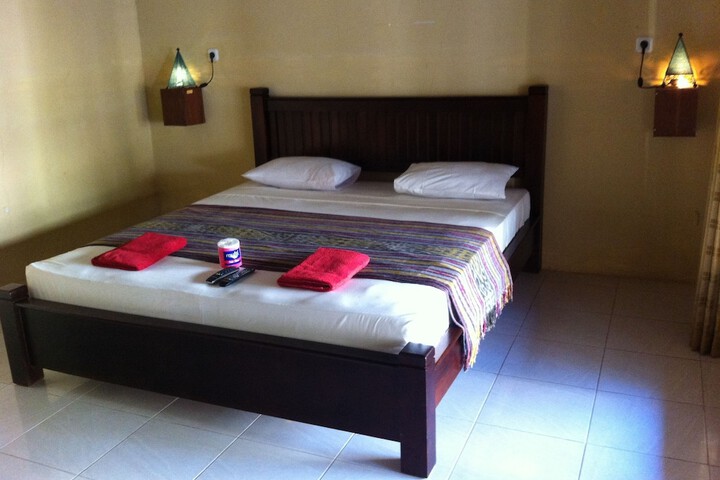 Room 8 of 31