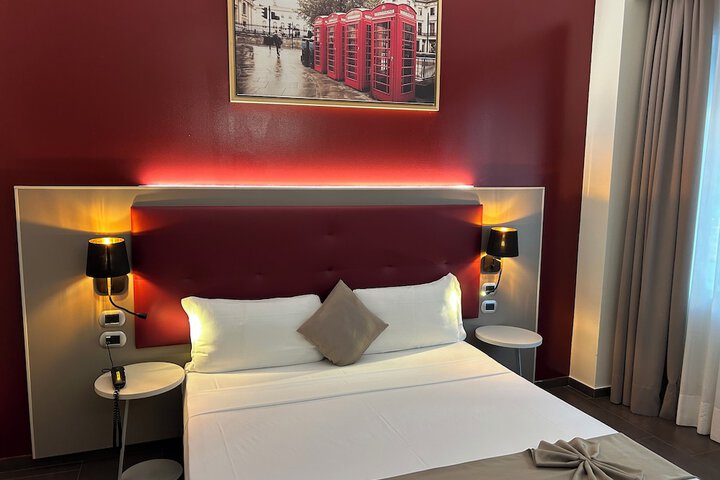 Room 35 of 71