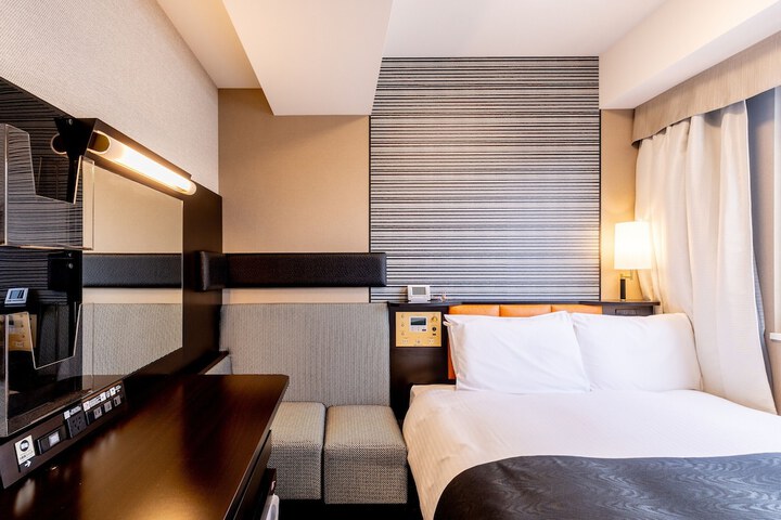Room 15 of 78