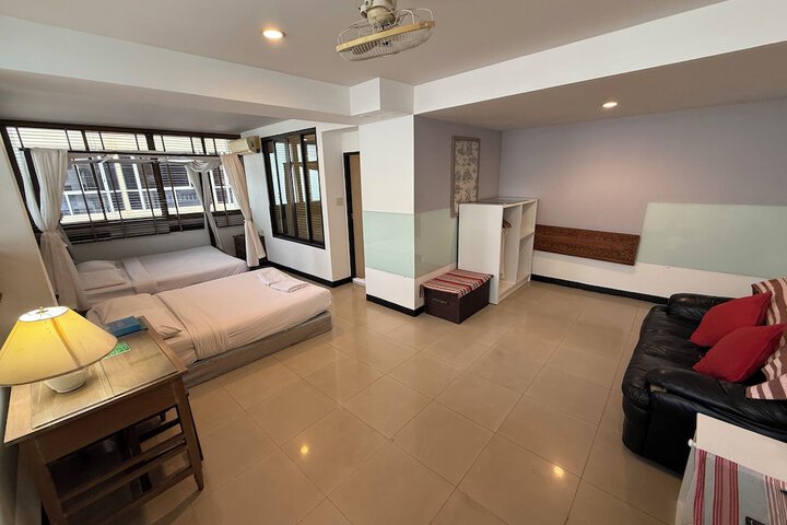 Room 29 of 65