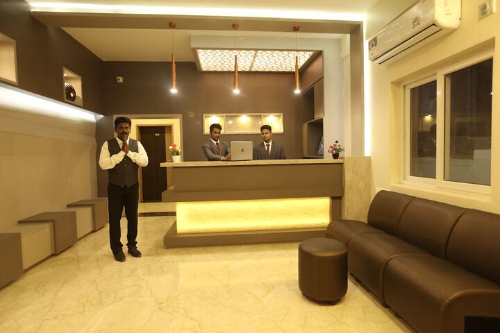 Hotel Interior 4 of 79