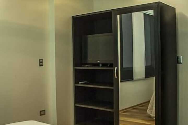 Room 18 of 27