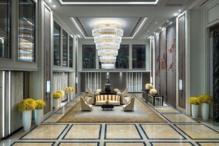 Hotel Interior 4 of 32