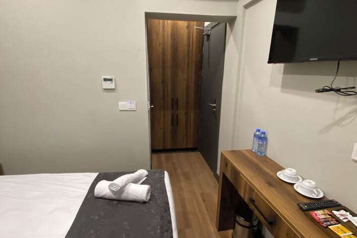 Room 41 of 99