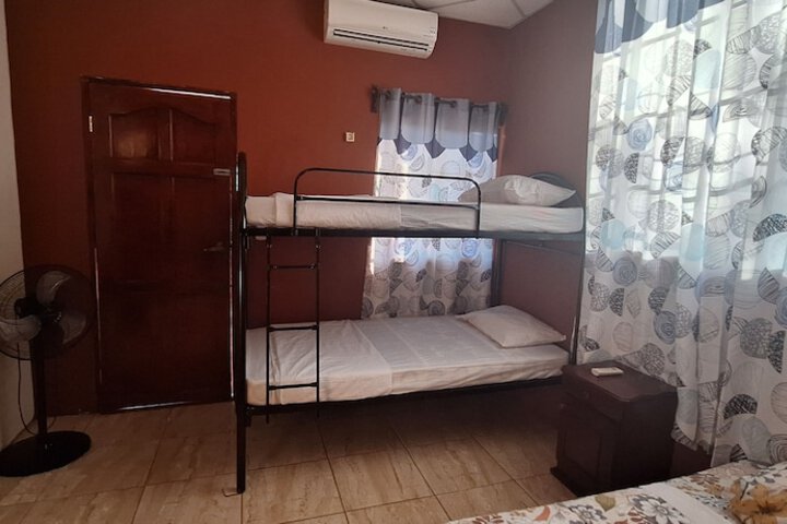Room 9 of 24