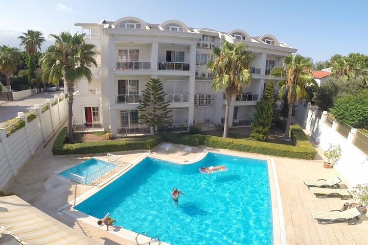 Pools & Facilities
