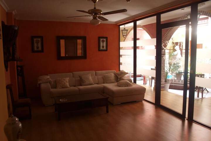 Room 15 of 33