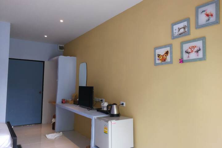 Room 44 of 98