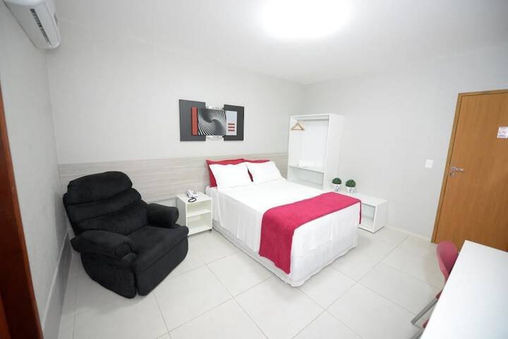Room 6 of 35