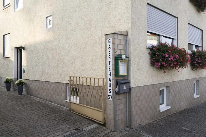 GAESTEHAUS ACKERMANN