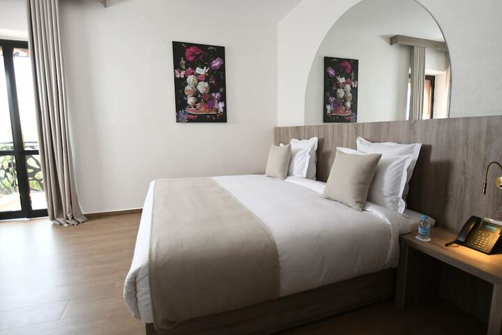 Room 21 of 105